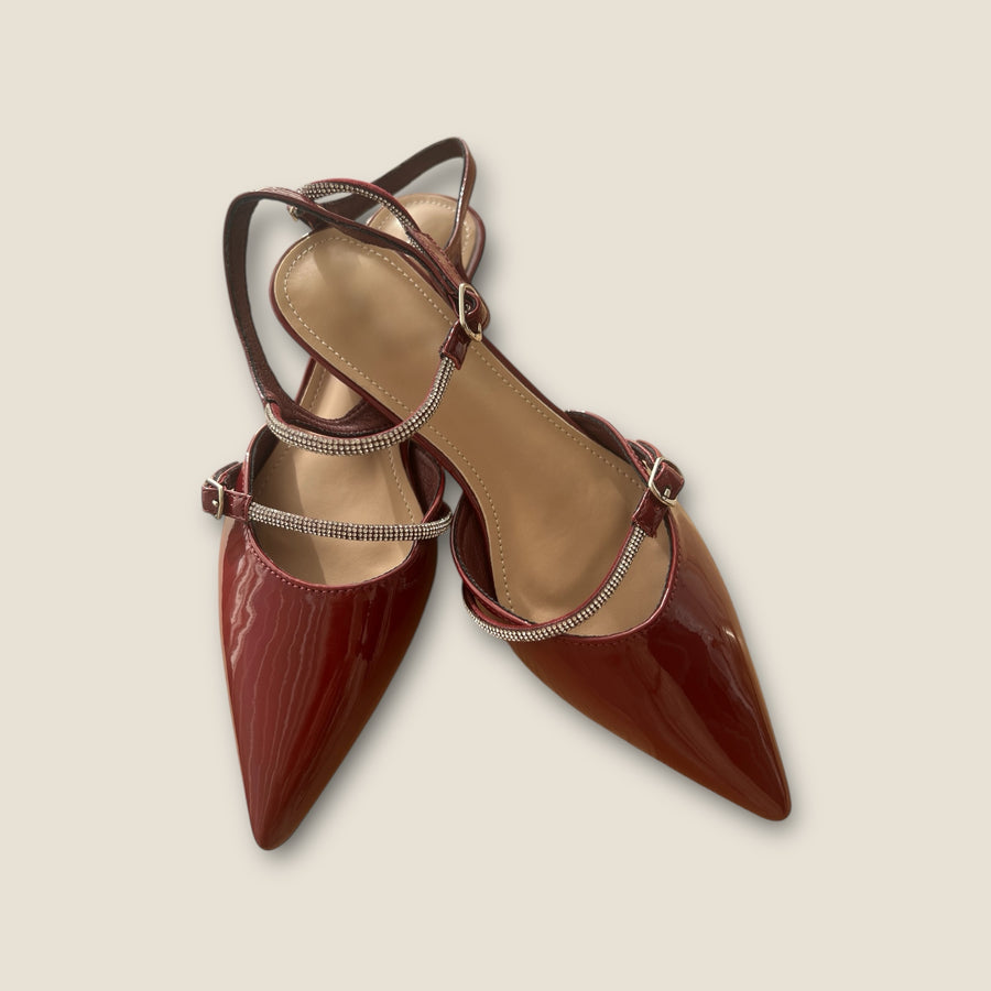 Anna patent pumps