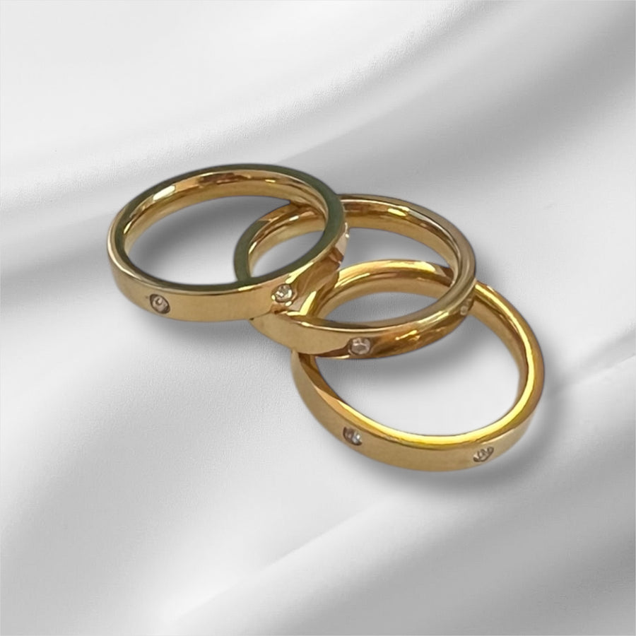 Gold triple ring set