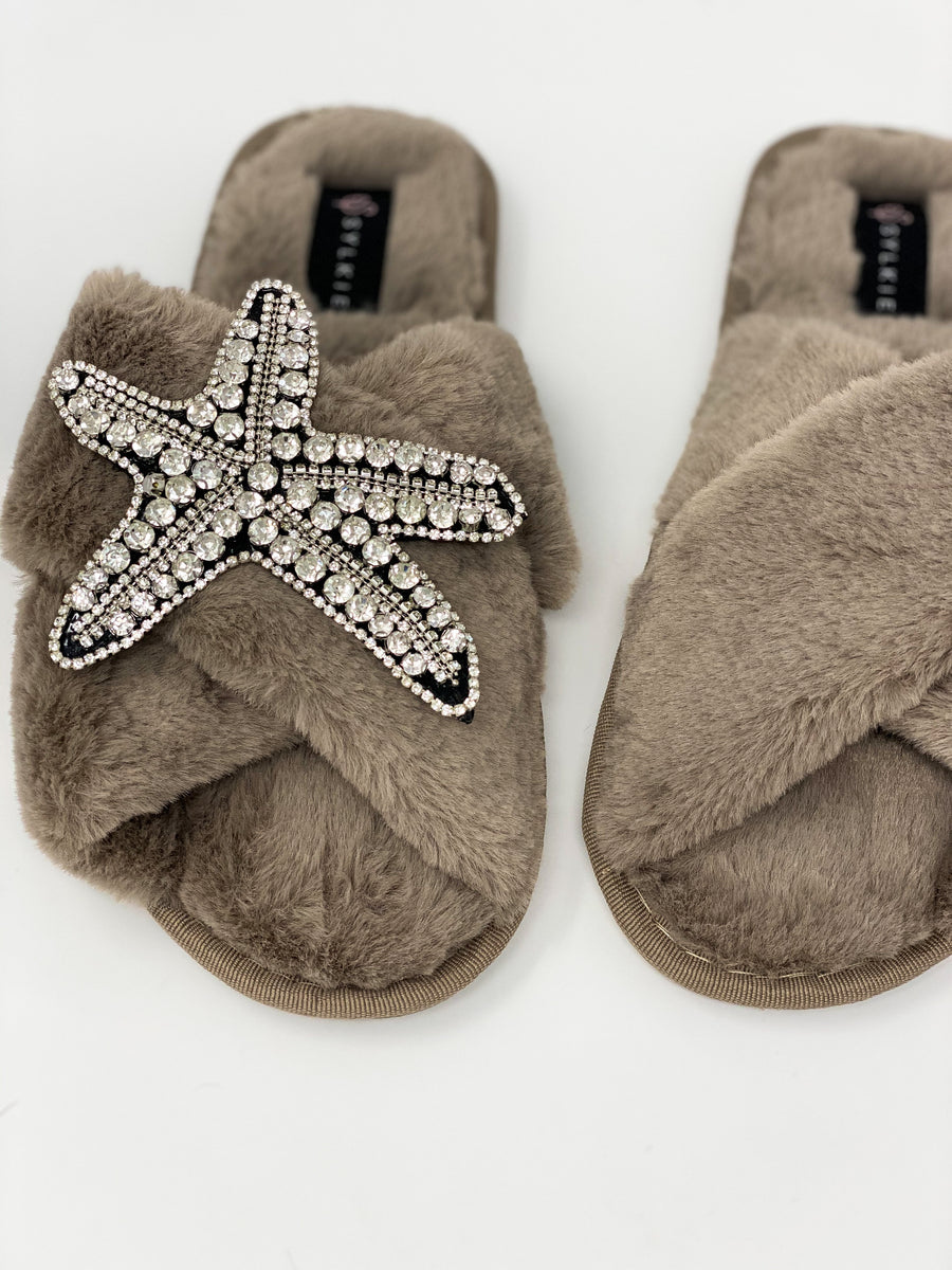 Silver Star Cross Slipper Brown