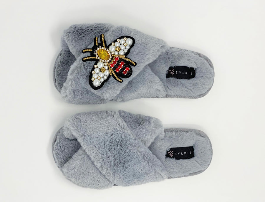 Queen Bee Cross Slipper Grey