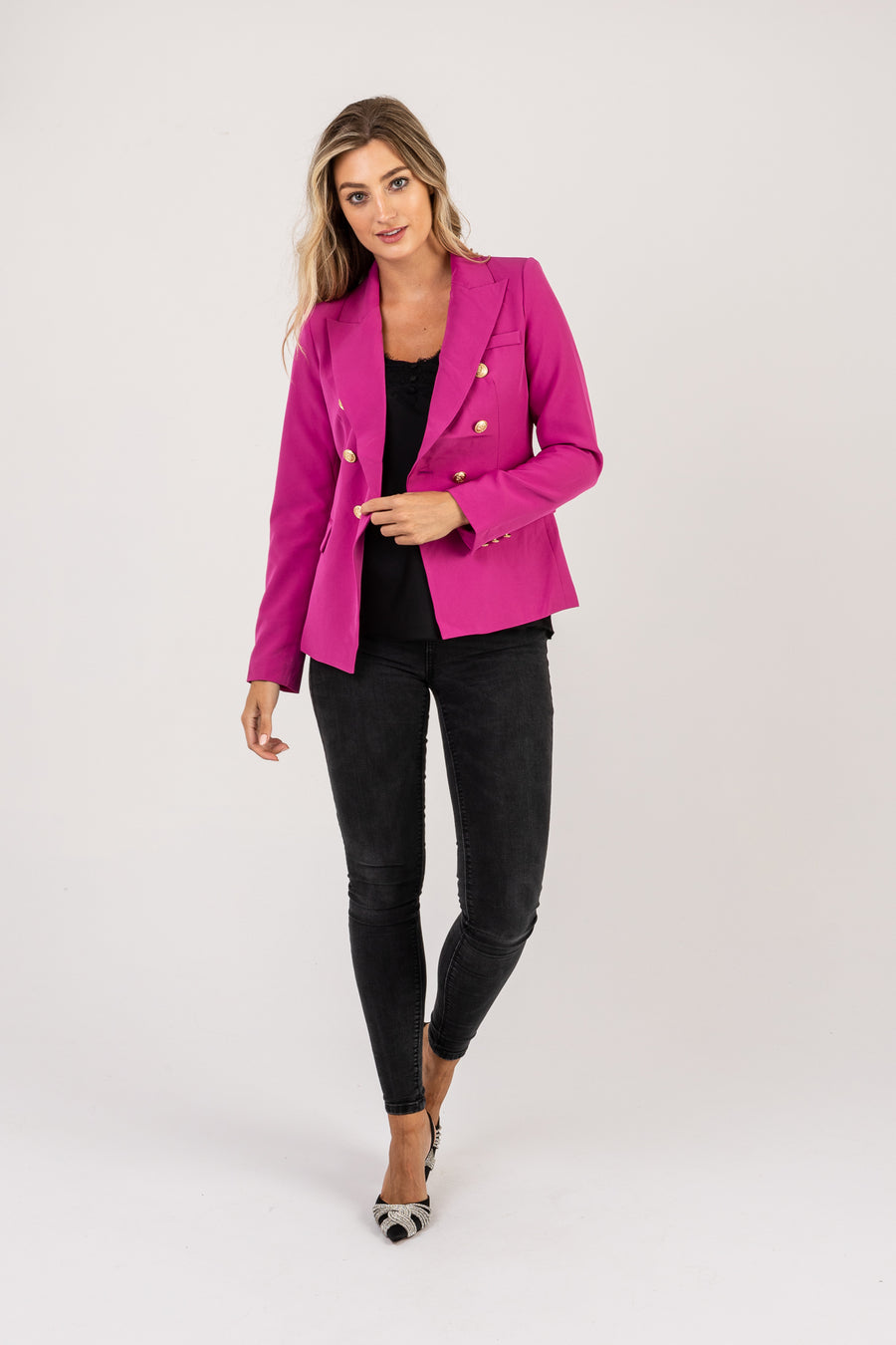 Nicola Blazer