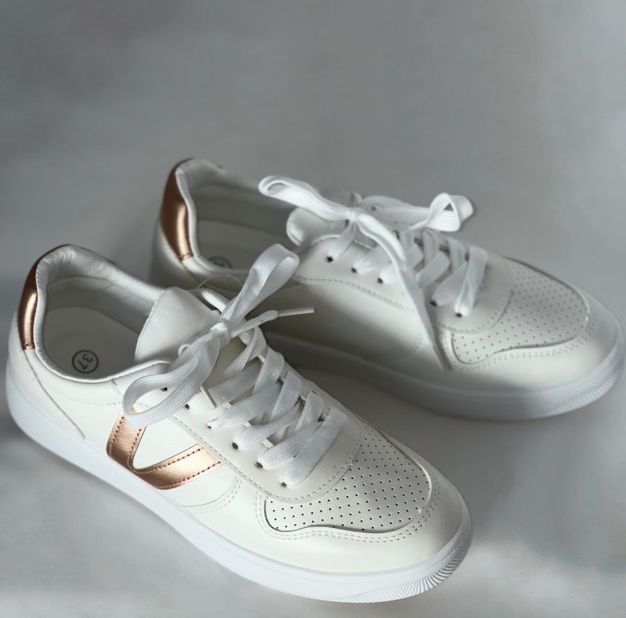 V Trainers
